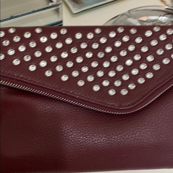 Burgundy clutch - Picture 3 of 6